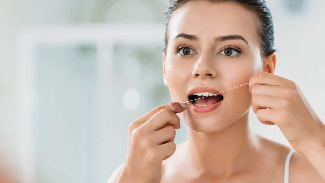 The Link Between Poor Flossing and Gum Disease Chelmsford
